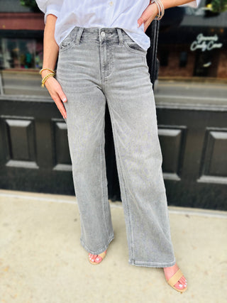 Vintage Wash Grey Stretch Jean