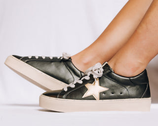 Shu Shop Poppea - Black Sneaker